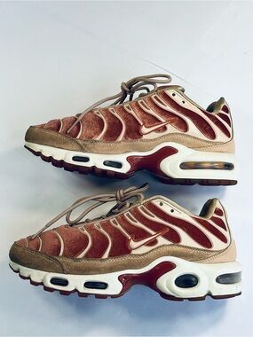 Nike Air  Max Plus LX Velvet Dusty Peach Pink Beige #AH6788-201 Women’s:7.5